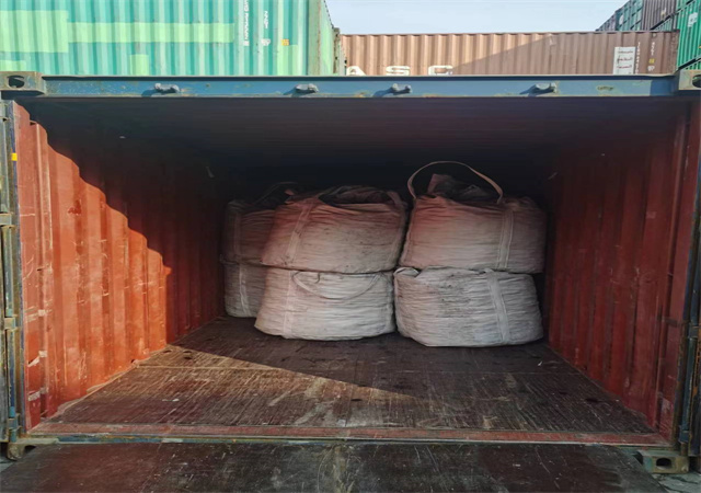 Green silicon carbide powder